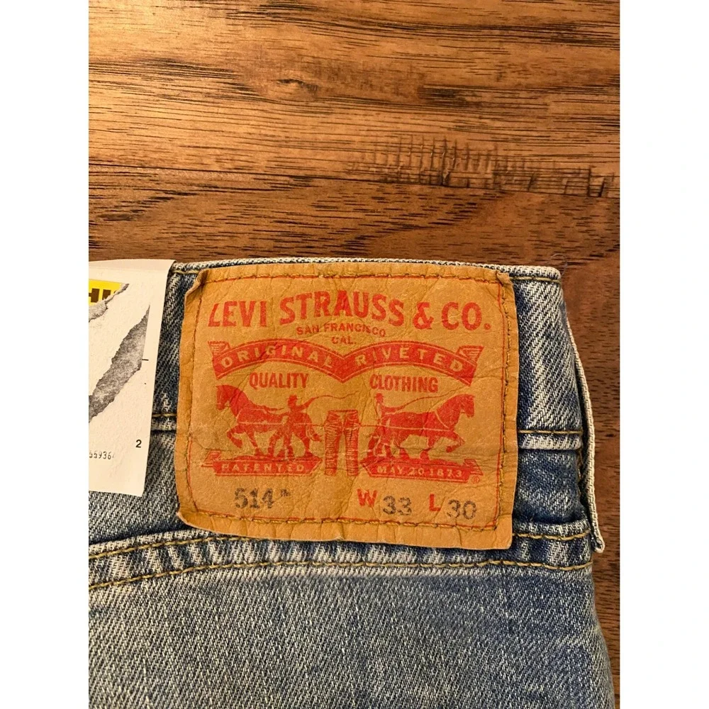 Levis 514 Straight Fit Mens 33x30 Light Wash Distressed Flex Jeans New